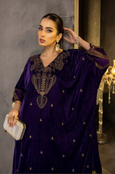 2-Pc Embroidered Velvet Kaftaan Shirt With Straight Trouser VVT22-08
